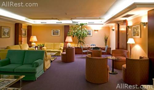 Husa Acacia Aparthotel 5